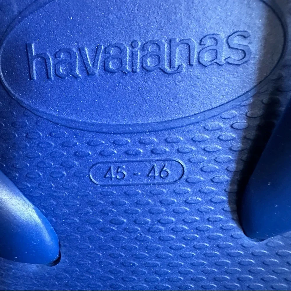 NEW Havaianas Men’s Marine Blue Flip Flop Sandals 13